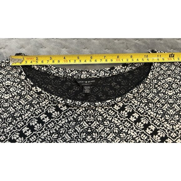 Lucky Brand Black & White Knit Shirt 2X Soft Boho 3/4 Sleeve Paisley Geometric - Picture 4 of 11